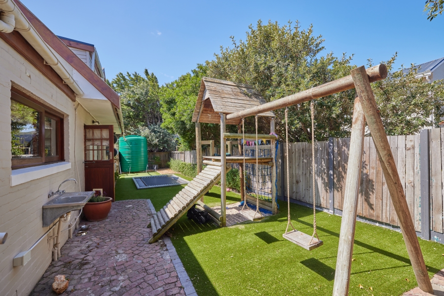 4 Bedroom Property for Sale in Milkwood Park Western Cape